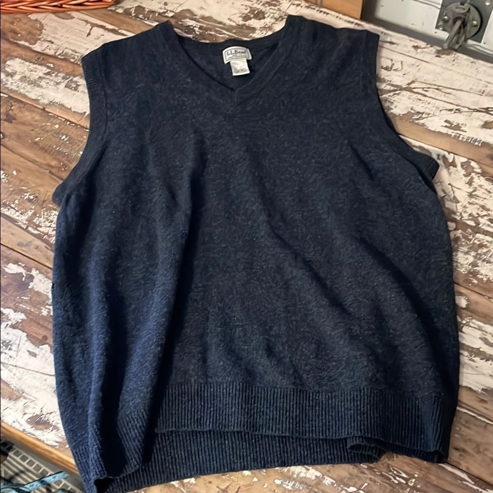 L.L. Bean Charcoal grey Vest XXL
